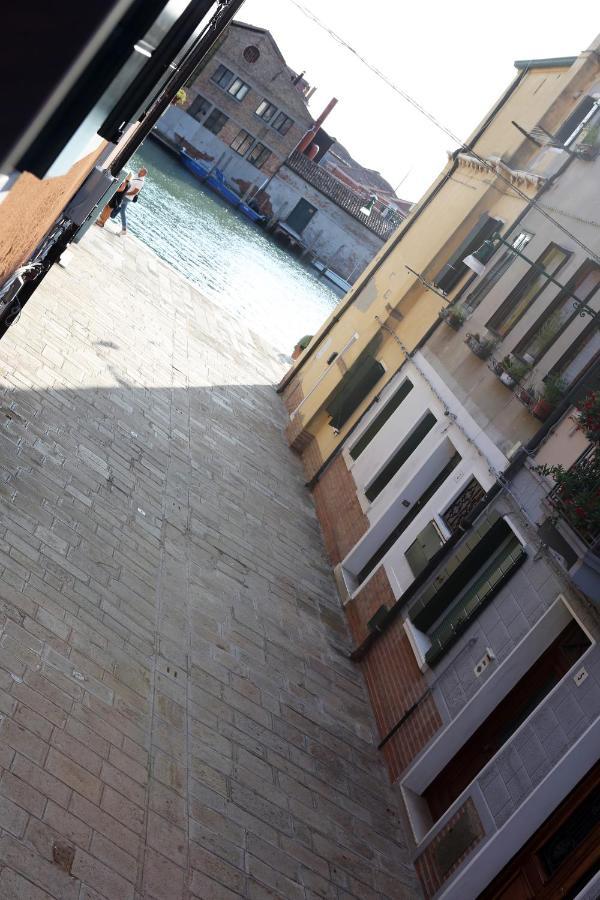 Shuttered Dreams Murano Venice Apartment Exterior photo
